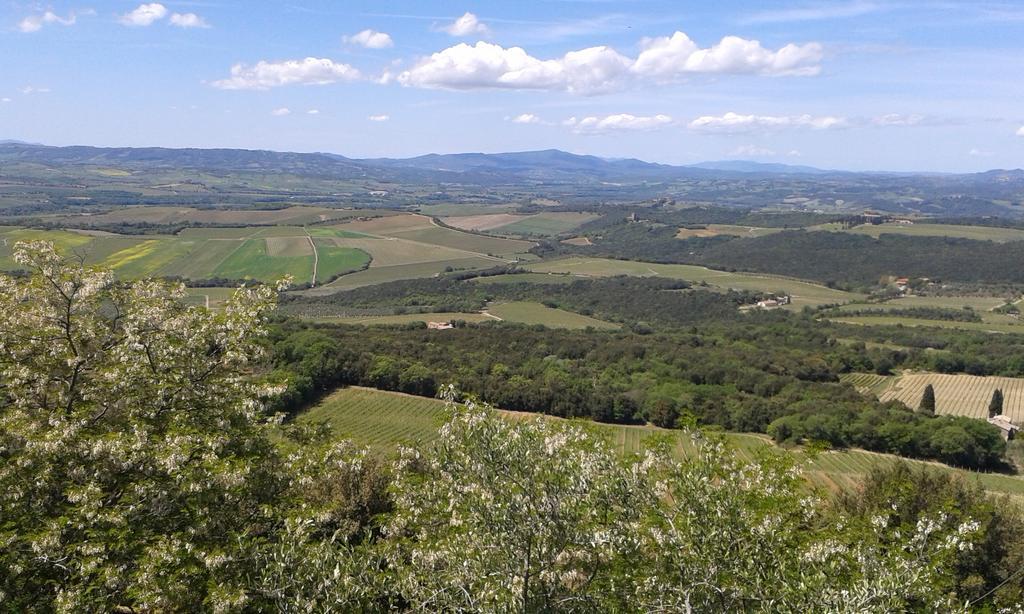 Borgo Vecchio Montalcino Exterior foto